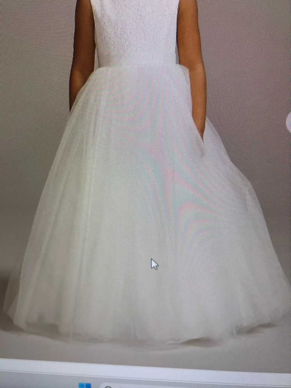David's Bridal Ball Gown Flower Girl Dress with Heart Cutout - Picture 4 of 5